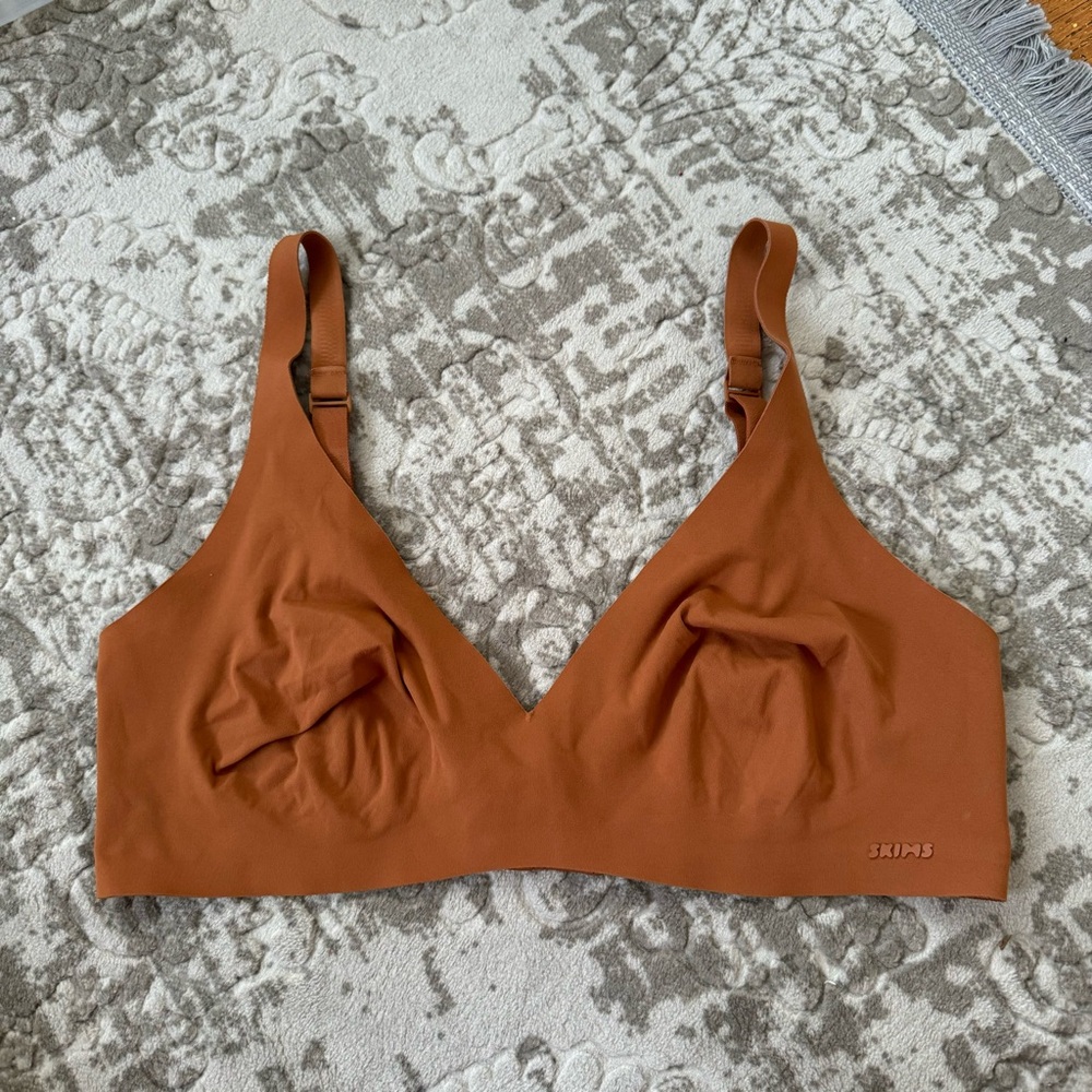 Skims Medium Rust Bra